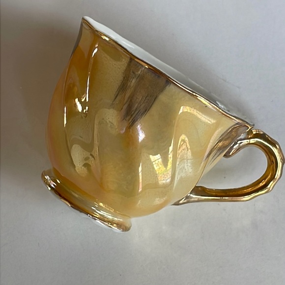 VTG Iridescent Peach Demitasse Cup & Saucer - Picture 4 of 6